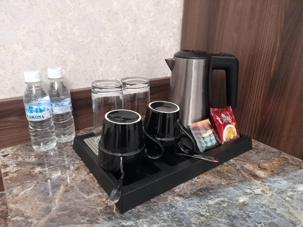 Отель Nomad Bishkek Halal Экстерьер фото
