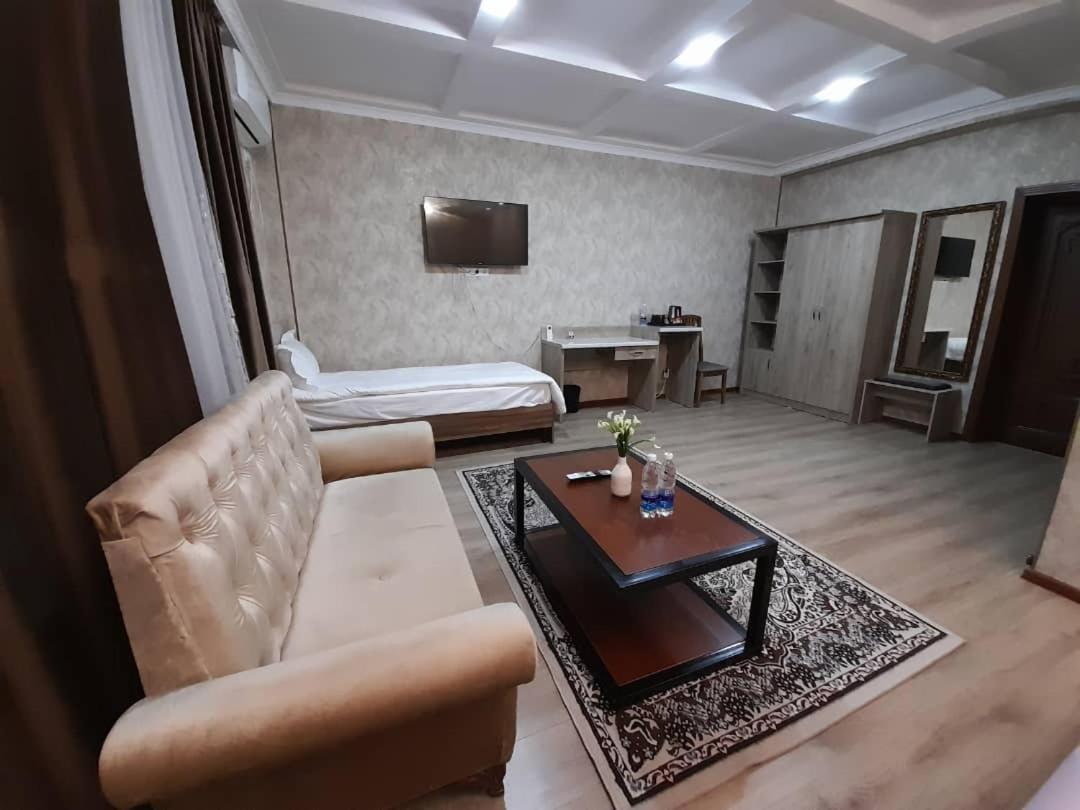 Отель Nomad Bishkek Halal Экстерьер фото